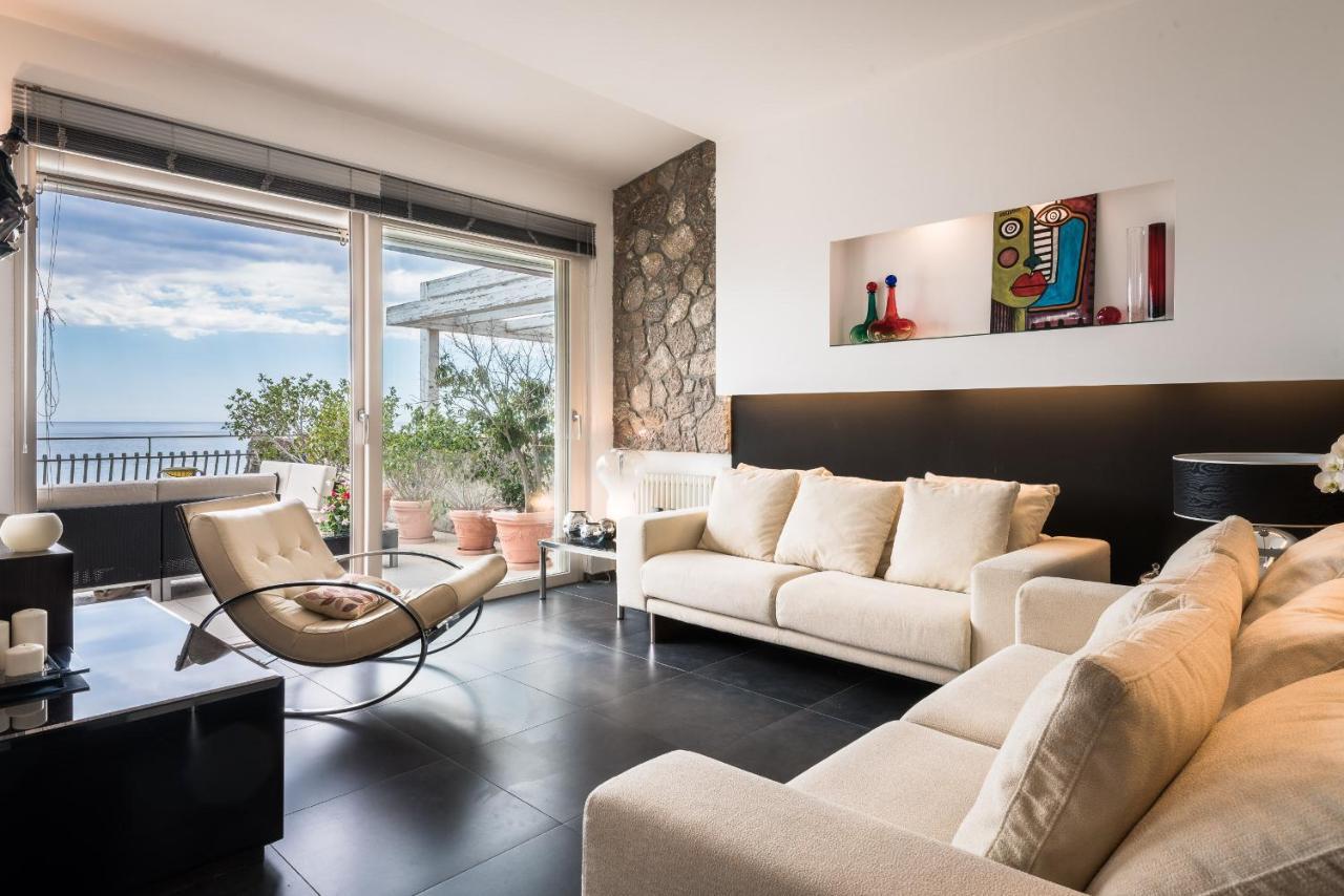 202 Luxury Terrace View Apartment *