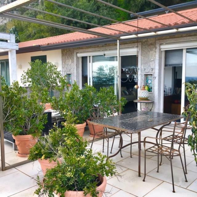 202 Luxury Terrace View Apartment Taormina